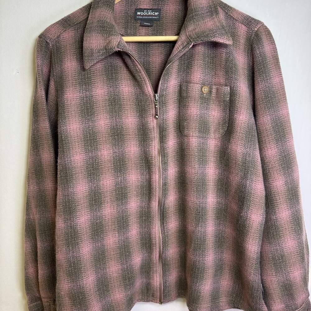 Woolrich Pink and Gray Checkered Jacket‎